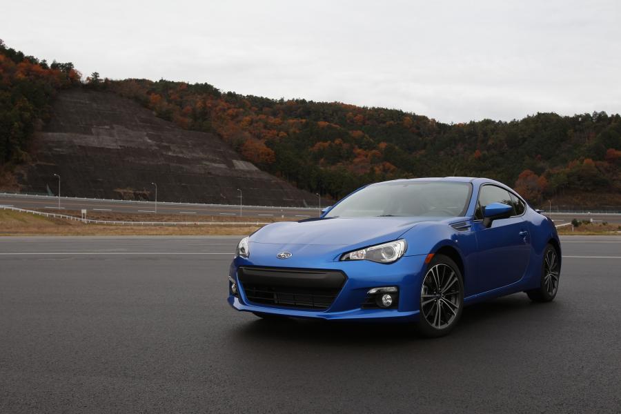  Subaru BRZ 2011 года  (фото 86 из 209)